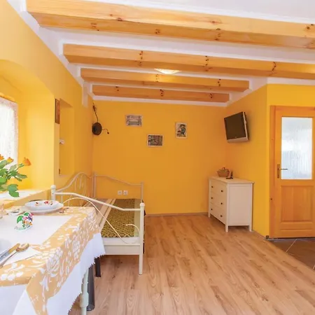 Apartmán 1 Bedroom Stunning In